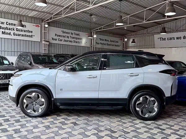 Tata Harrier EV Empowered AWD 75.0 kWh ACFC - Photo 4
