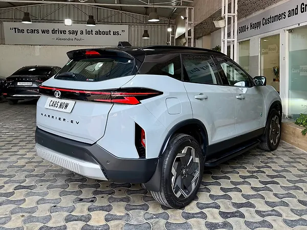 Tata Harrier EV Empowered AWD 75.0 kWh ACFC - Photo 6