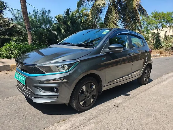 Tata Tiago EV XZ Plus Long Range [2022-2025] - Photo 3