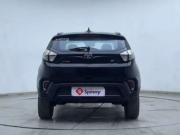 Tata Nexon EV XZ Plus LUX Dark Edition - Photo 5