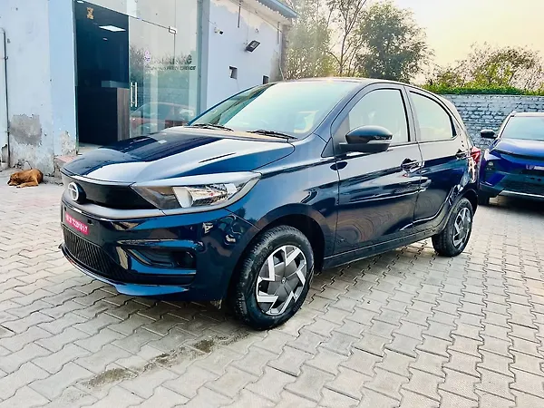 Tata Tiago EV XT 24.0 kWh - Photo 4