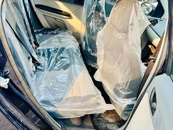 Tata Tiago EV XT 24.0 kWh - Photo 8