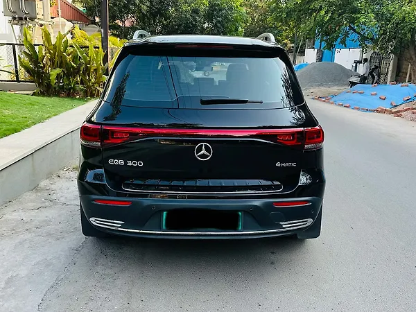 Mercedes-Benz EQB 300 4MATIC - Photo 7