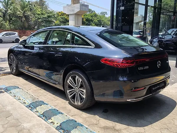 Mercedes-Benz EQS 580 4MATIC - Photo 7