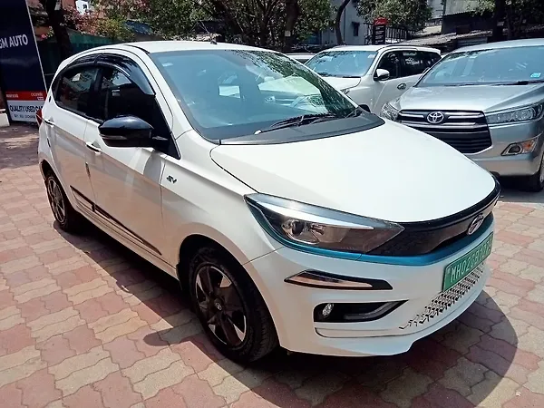 Tata Tiago EV XZ Plus Long Range [2022-2025] - Photo 4