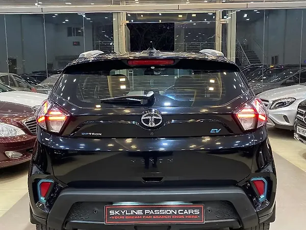 Tata Nexon EV XZ Plus - Photo 8