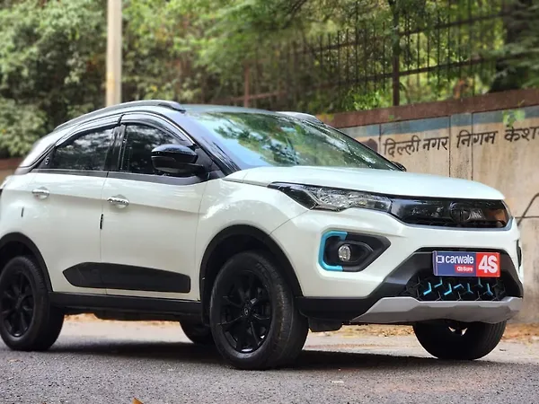 Tata Nexon EV XZ Plus - Photo 3