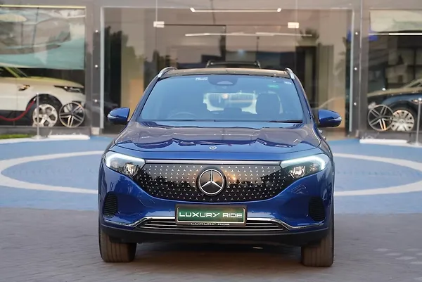 Mercedes-Benz EQA 250 Plus - Photo 2
