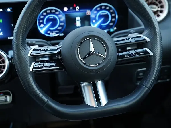 Mercedes-Benz EQA 250 Plus - Photo 5
