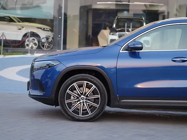Mercedes-Benz EQA 250 Plus - Photo 8