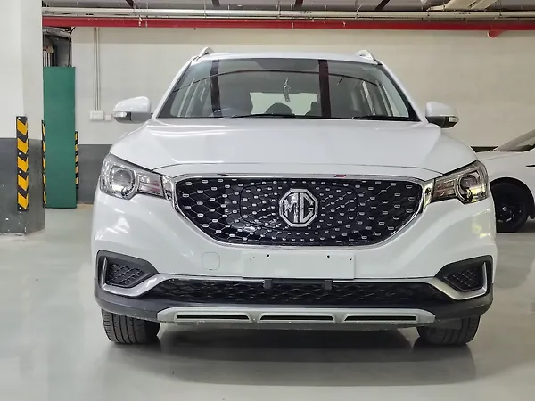 MG ZS EV Exclusive - Photo 2