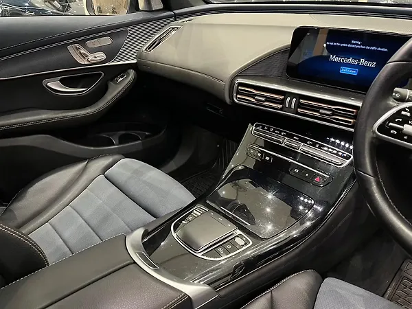 Mercedes-Benz EQC 400 4MATIC - Photo 5