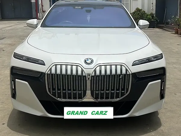 BMW i7 xDrive60 M Sport - Photo 1