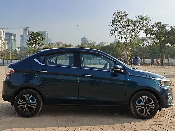 Tata Tigor EV XZ Plus 26.0 kWh - Photo 7