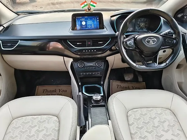 Tata Nexon EV XZ Plus LUX Dark Edition - Photo 7
