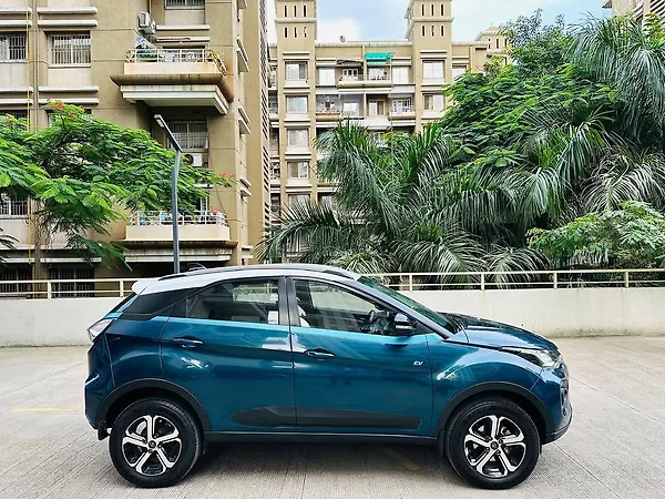 Tata Nexon EV XZ Plus - Photo 7