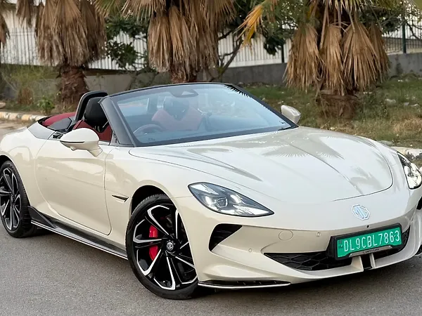 MG Cyberster GT 77.0 kWh Dual Tone - Photo 7