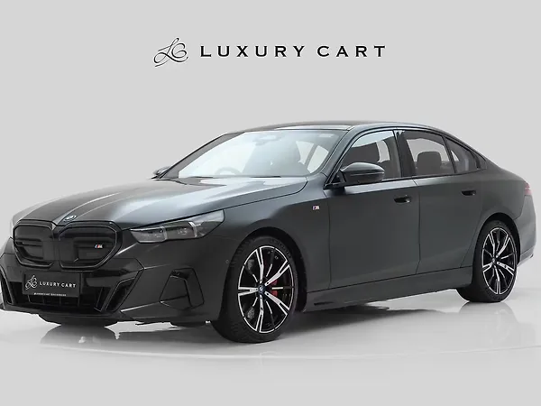 BMW i5 M60 xDrive - Photo 2