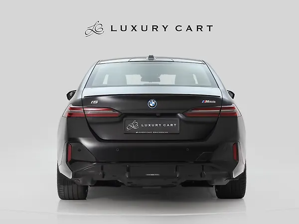BMW i5 M60 xDrive - Photo 5