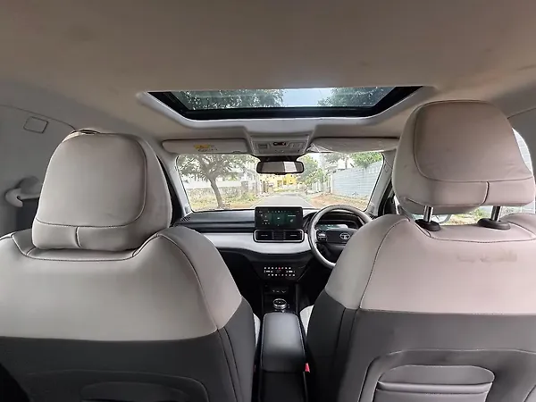 Tata Punch EV Empowered Plus Long Range 3.3 - Photo 4
