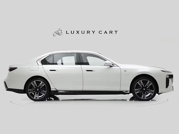 BMW i7 eDrive50 M Sport - Photo 7