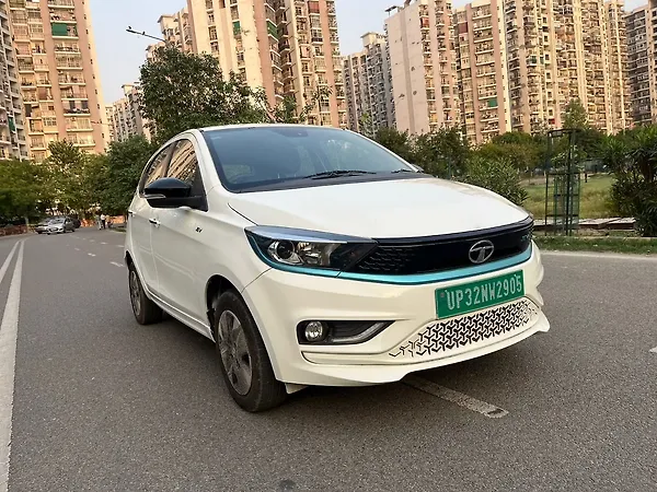 Tata Tiago EV XZ Plus Long Range [2022-2025] - Photo 5