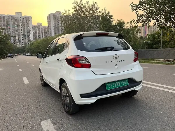 Tata Tiago EV XZ Plus Long Range [2022-2025] - Photo 7