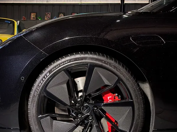 Lotus Emeya GT - Photo 7