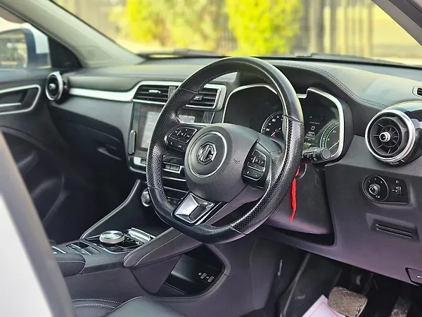 MG ZS EV Exclusive - Photo 5