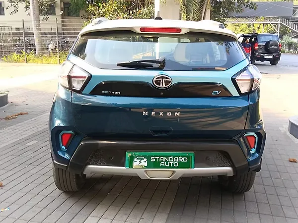 Tata Nexon EV XZ Plus LUX - Photo 7