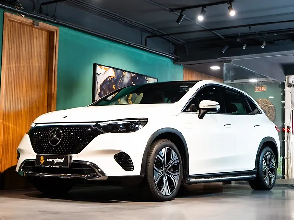 Mercedes-Benz EQE SUV 500 4MATIC - Photo 3
