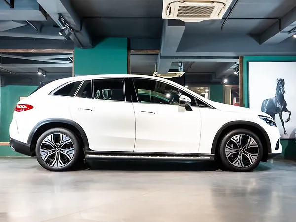 Mercedes-Benz EQE SUV 500 4MATIC - Photo 7