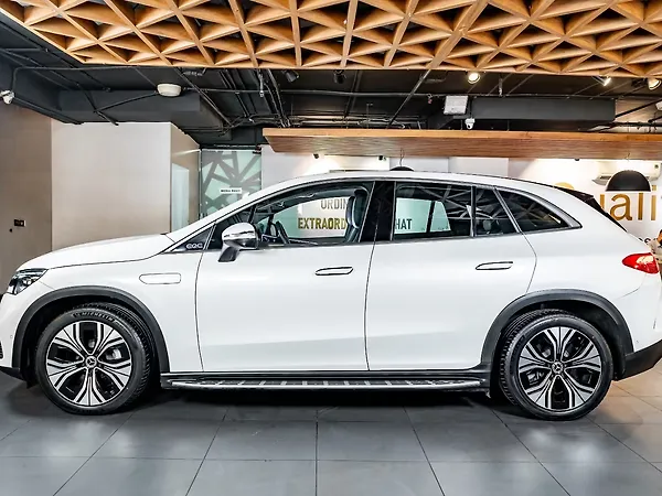 Mercedes-Benz EQE SUV 500 4MATIC - Photo 4