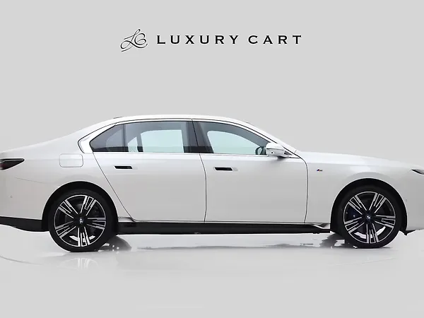 BMW i7 eDrive50 M Sport - Photo 7