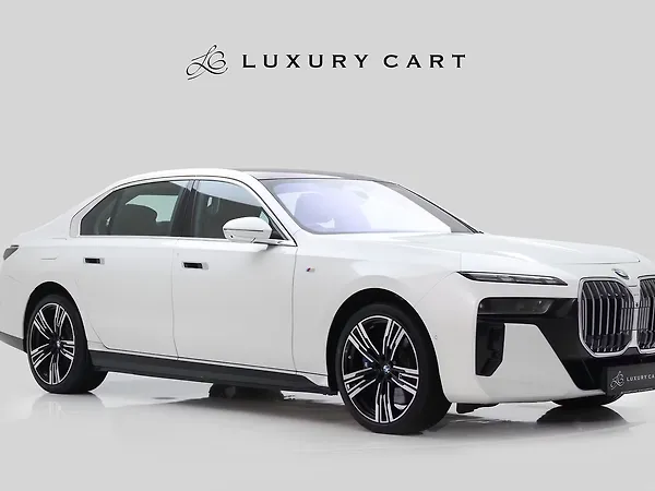 BMW i7 eDrive50 M Sport - Photo 8