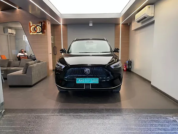 MG ZS EV Exclusive - Photo 2