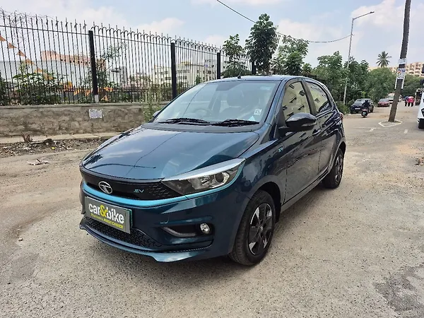 Tata Tiago EV XZ Plus Long Range [2022-2025] - Photo 4