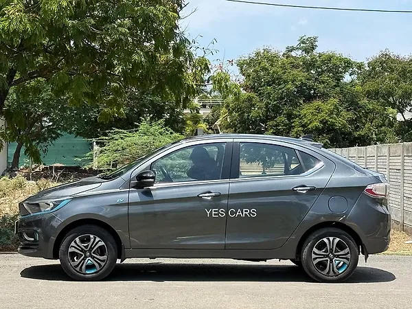 Tata Tigor EV XZ Plus LUX 26.0 kWh - Photo 3