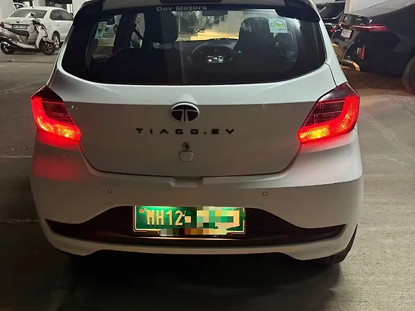 Tata Tiago EV XE Medium Range [2022-2025] - Photo 5