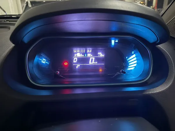 Tata Tiago EV XE Medium Range [2022-2025] - Photo 6