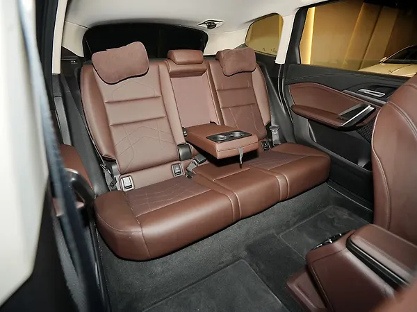 BMW iX1 eDrive20L M Sport - Photo 3