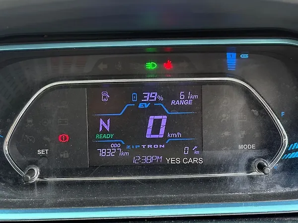 Tata Tigor EV XZ Plus 26.0 kWh - Photo 5