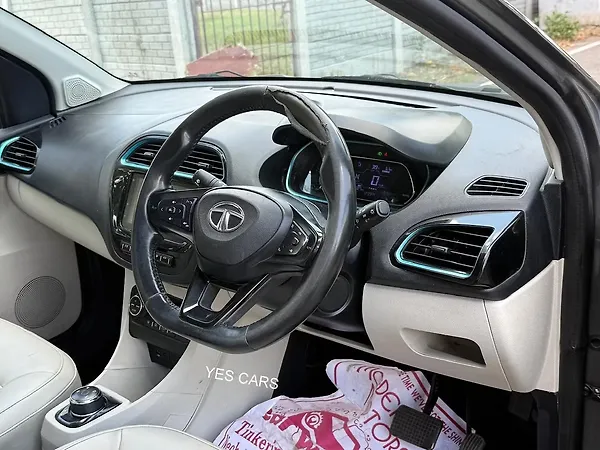Tata Tigor EV XZ Plus 26.0 kWh - Photo 6
