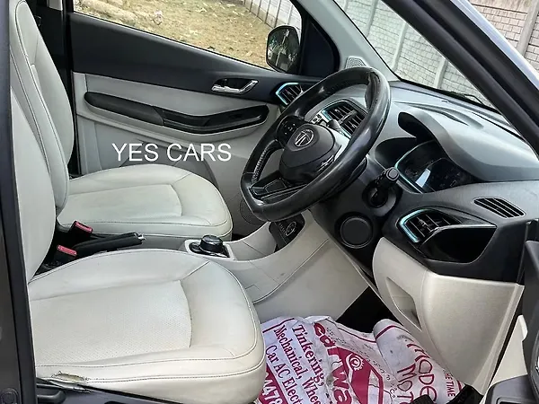 Tata Tigor EV XZ Plus 26.0 kWh - Photo 7