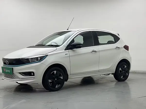 Tata Tiago EV XZ Plus Long Range [2022-2025] - Photo 1