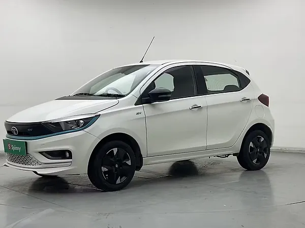 Tata Tiago EV XZ Plus Long Range [2022-2025] - Photo 2