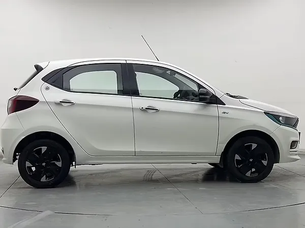 Tata Tiago EV XZ Plus Long Range [2022-2025] - Photo 7