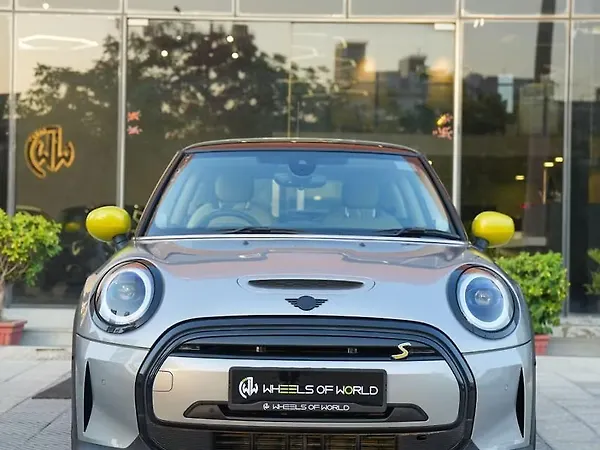 Mini Cooper SE 3-Door - Photo 1