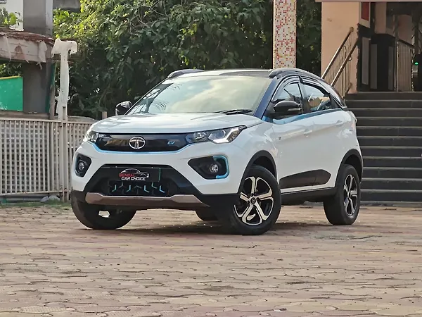Tata Nexon EV XZ Plus - Photo 3