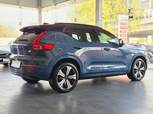Volvo EX40 Ultimate AWD - Photo 8